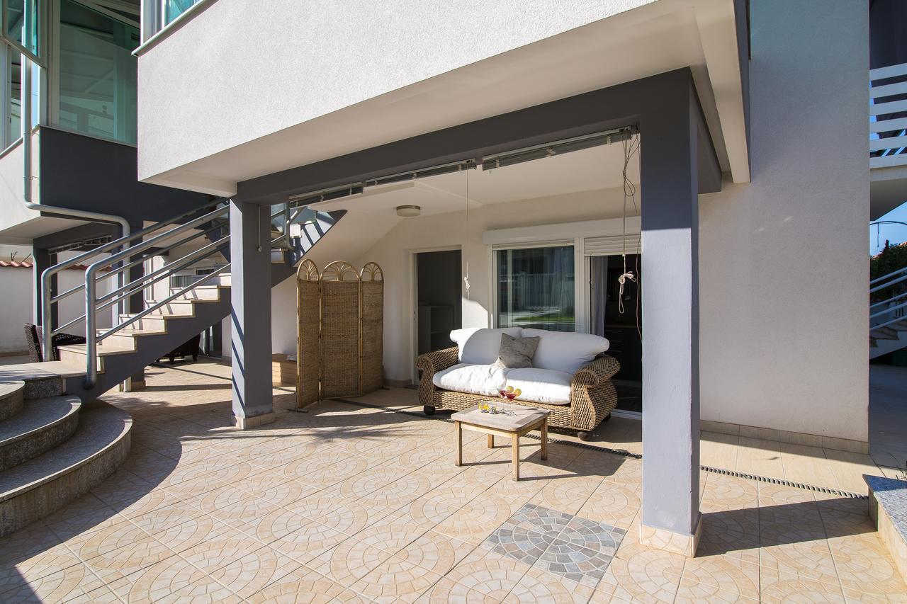 Apartments Lili Flora Zadar Exteriör bild