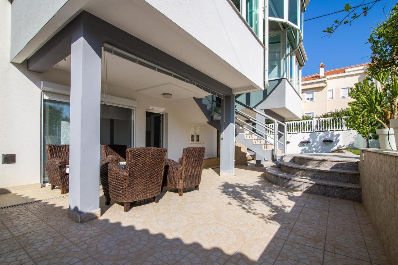 Apartments Lili Flora Zadar Exteriör bild